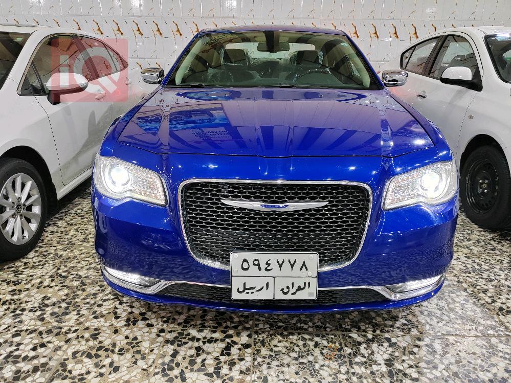 كرايسلر 300